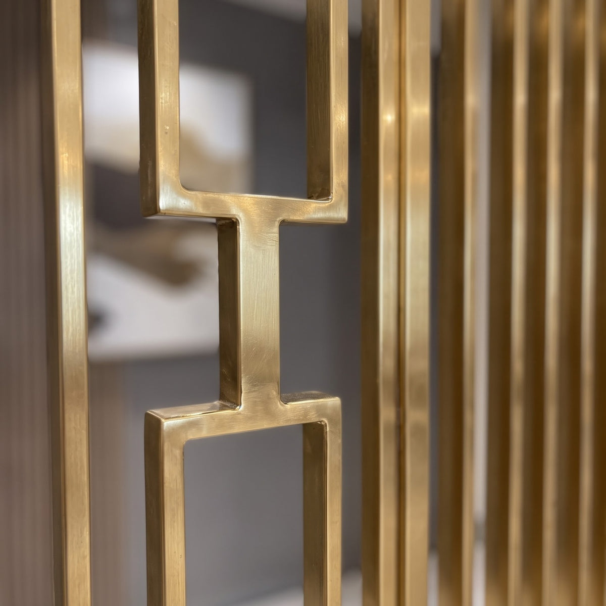 Luxury Golden Metal Room Divider with Geometric Vertical Slats – Modern Decorative Partition Screen