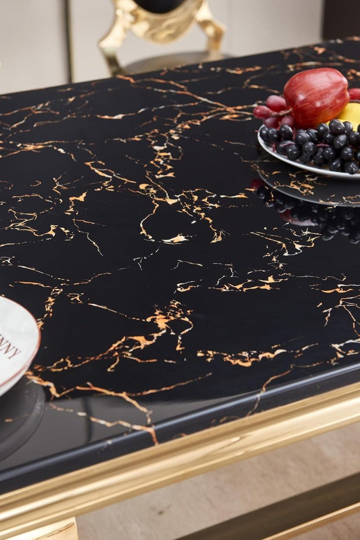 Sovereign Dining Table