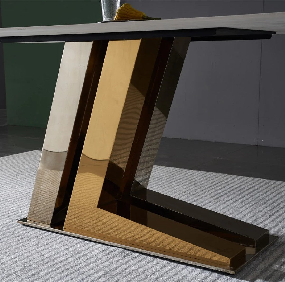 Modern Essence Table