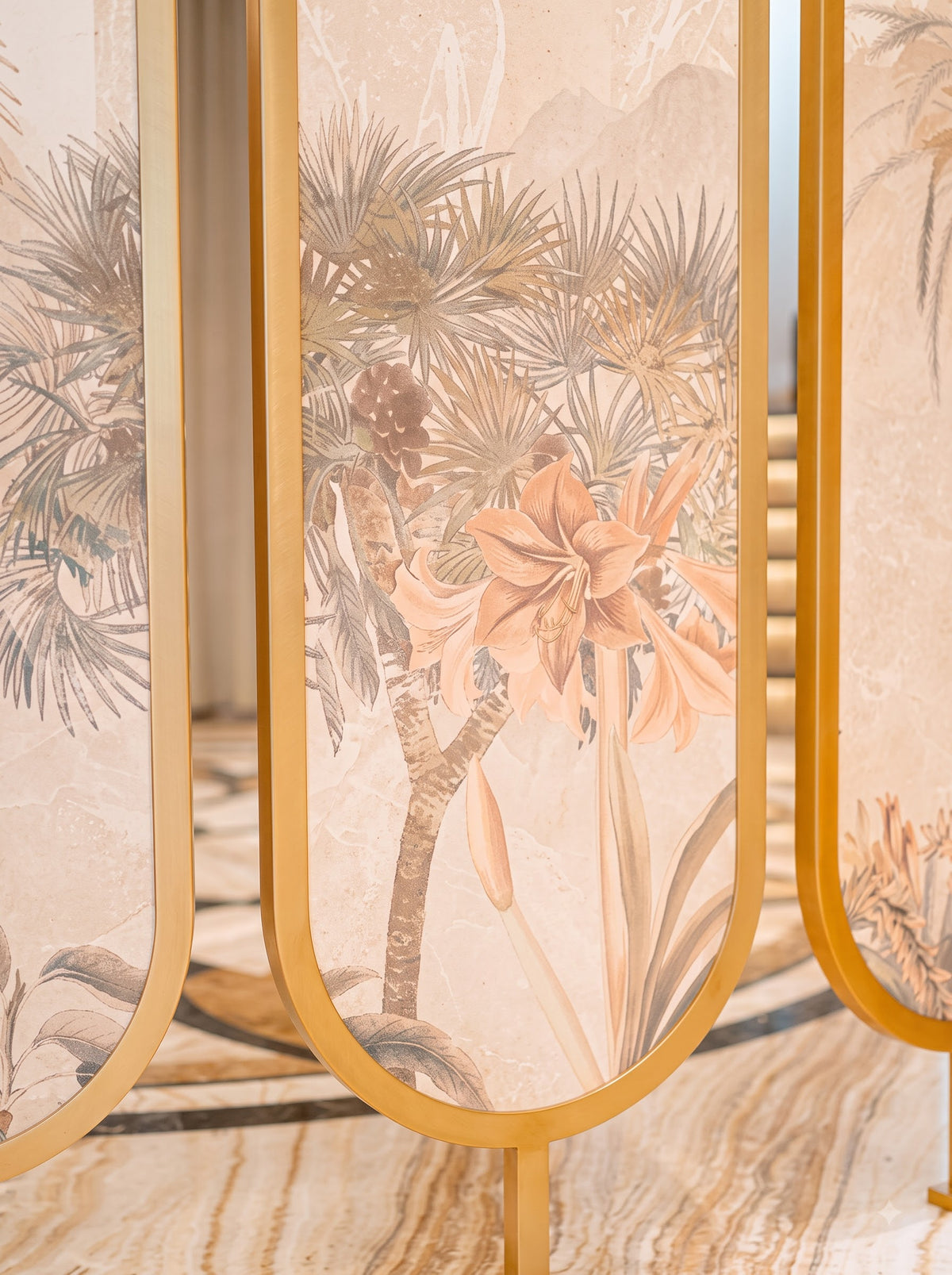 Luxury Gold Floral Room Divider – Elegant Botanical Decorative Partition
