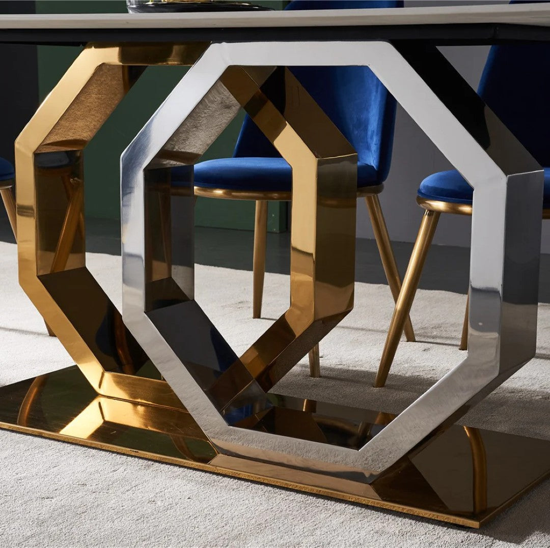Classic Charm Table