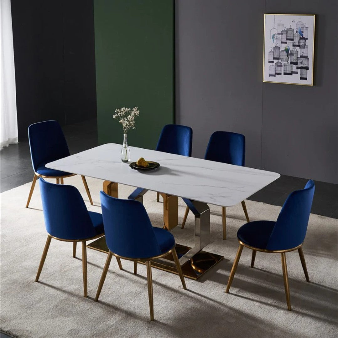 Classic Charm Table