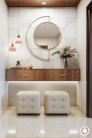 Gold Plated Wall Mirror With Round Frame