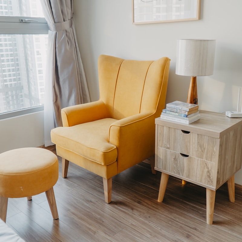 Mango Wood Round Side Table